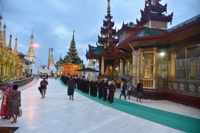 The Trip to Myanmar _ the Land of Golden Temples