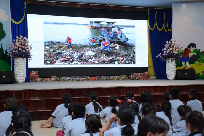 Khóa tu thiếu nhi “Em về bên Phật”