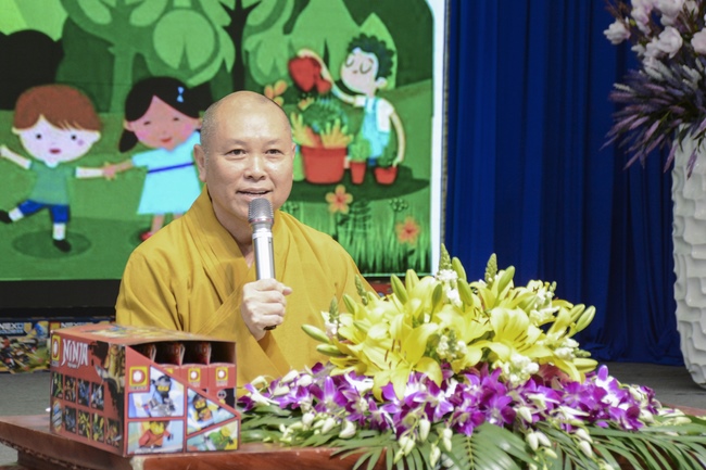 Khóa tu thiếu nhi “Em về bên Phật”