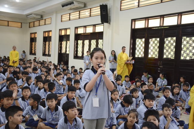 Khóa tu thiếu nhi “Em về bên Phật”