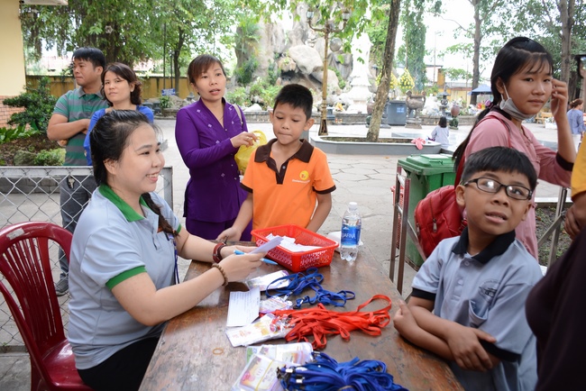 Khóa tu thiếu nhi “Em về bên Phật”