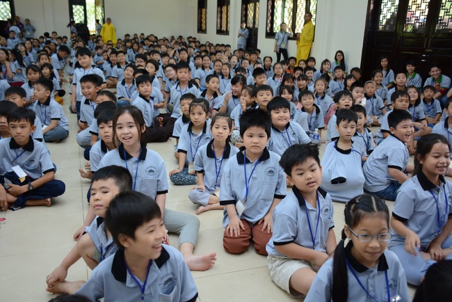 Khóa tu thiếu nhi “Em về bên Phật”