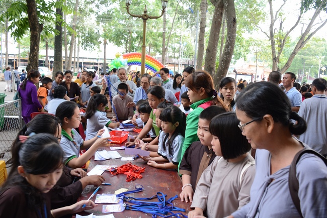 Khóa tu thiếu nhi “Em về bên Phật”