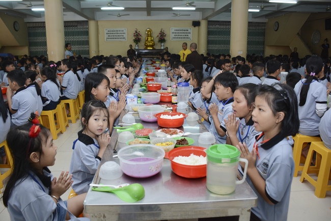 Khóa tu thiếu nhi “Em về bên Phật”