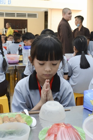 Khóa tu thiếu nhi “Em về bên Phật”