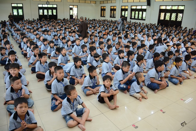 Khóa tu thiếu nhi “Em về bên Phật”