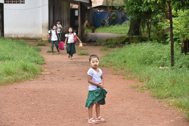 Visiting Kyaikawine Monastery and some Buddhist Holy Places in Bago City