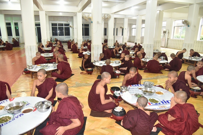 Visiting Kyaikawine Monastery and some Buddhist Holy Places in Bago City