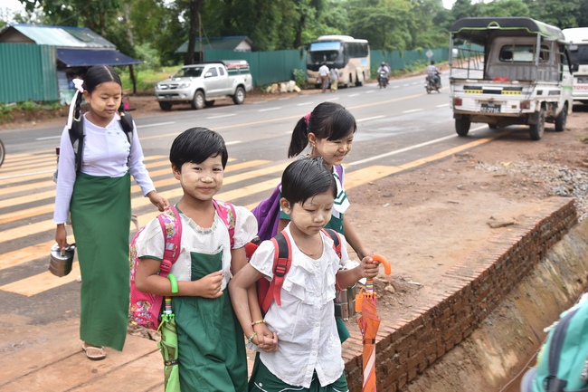 Visiting Kyaikawine Monastery and some Buddhist Holy Places in Bago City