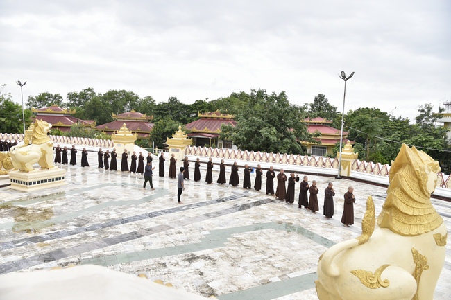Visiting Kyaikawine Monastery and some Buddhist Holy Places in Bago City