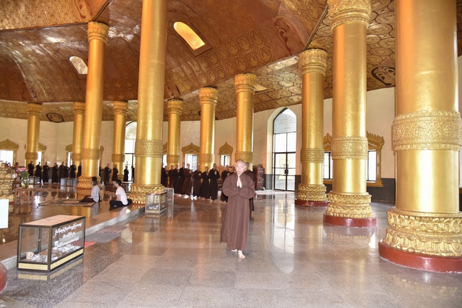 Visiting Kyaikawine Monastery and some Buddhist Holy Places in Bago City