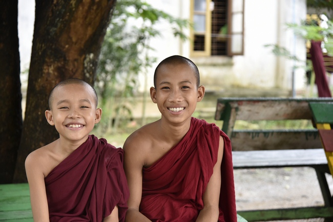 Visiting Mahasi Sasana Yeiktha Monastery and Dai Phuoc Temple in Myanmar
