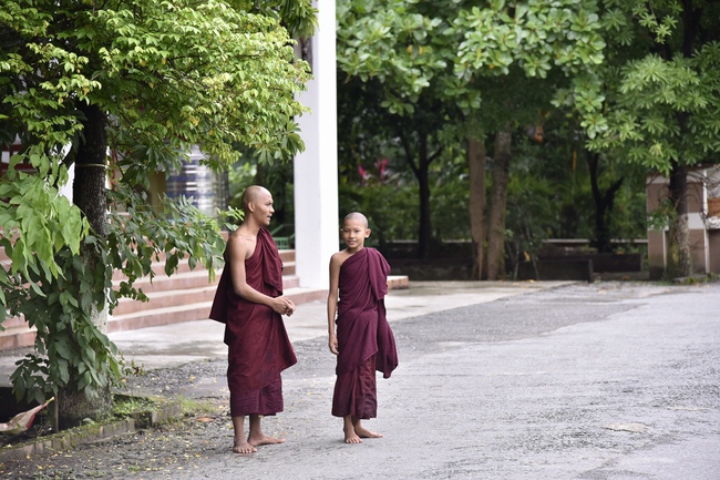 Visiting Mahasi Sasana Yeiktha Monastery and Dai Phuoc Temple in Myanmar