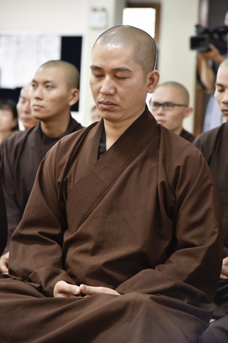 Visiting Mahasi Sasana Yeiktha Monastery and Dai Phuoc Temple in Myanmar
