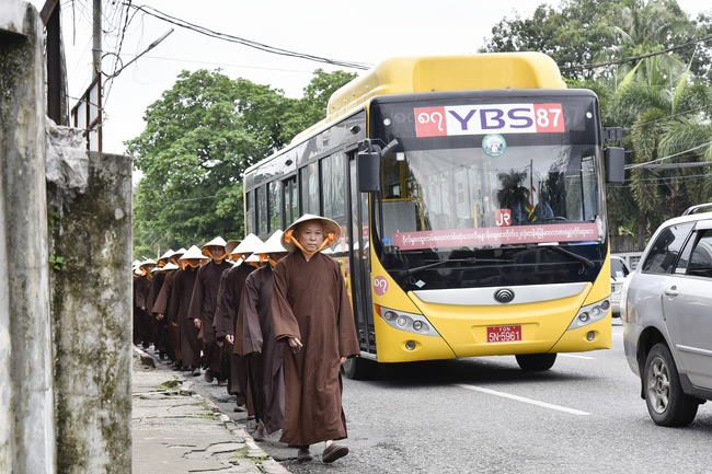 Visiting Mahasi Sasana Yeiktha Monastery and Dai Phuoc Temple in Myanmar