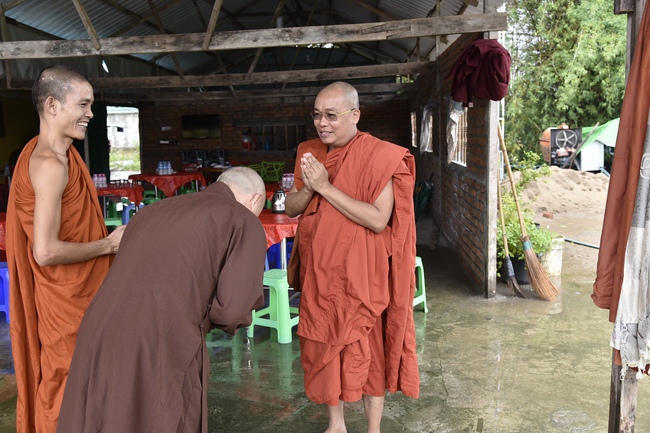 Visiting Mahasi Sasana Yeiktha Monastery and Dai Phuoc Temple in Myanmar