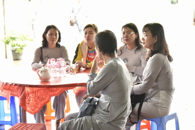 Visiting Mahasi Sasana Yeiktha Monastery and Dai Phuoc Temple in Myanmar