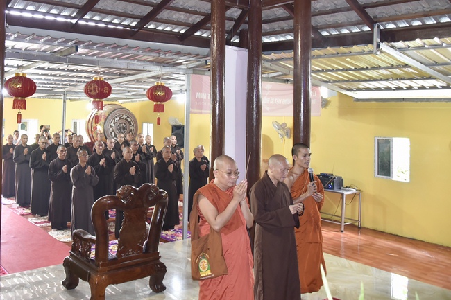 Visiting Mahasi Sasana Yeiktha Monastery and Dai Phuoc Temple in Myanmar