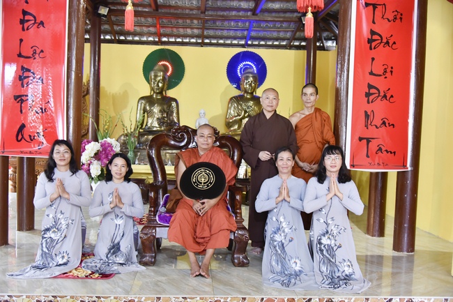 Visiting Mahasi Sasana Yeiktha Monastery and Dai Phuoc Temple in Myanmar