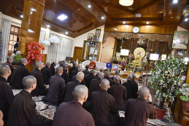 Visiting Mahasi Sasana Yeiktha Monastery and Dai Phuoc Temple in Myanmar