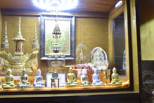 Thăm tu viện Paramitone wine - Yangon