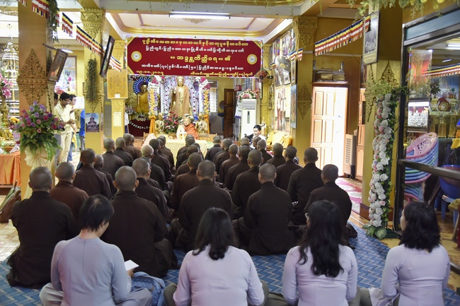 Thăm tu viện Paramitone wine - Yangon