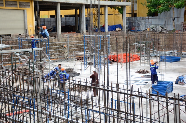 Foundation Pouring the Ground Floor of the Multifunctional Building