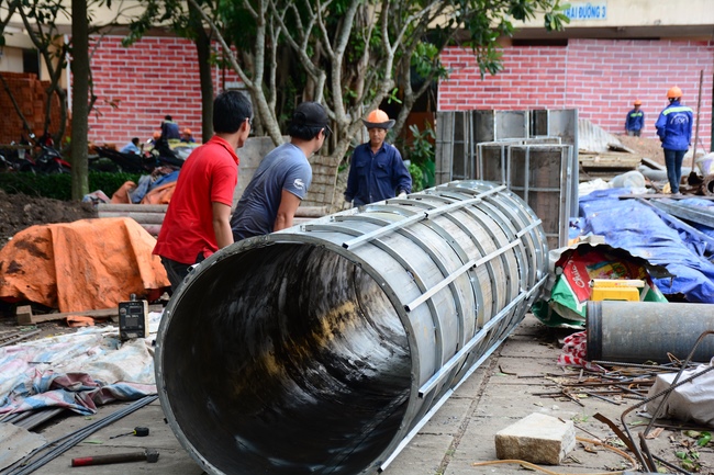 Foundation Pouring the Ground Floor of the Multifunctional Building