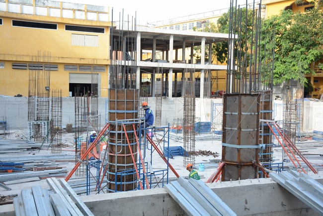 Foundation Pouring the Ground Floor of the Multifunctional Building