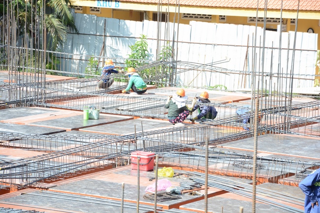 Foundation Pouring the Ground Floor of the Multifunctional Building