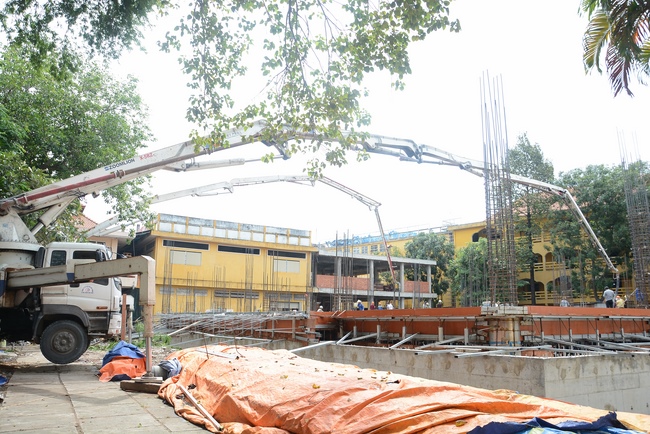 Foundation Pouring the Ground Floor of the Multifunctional Building