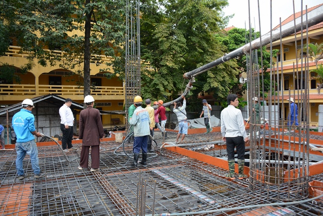 Foundation Pouring the Ground Floor of the Multifunctional Building