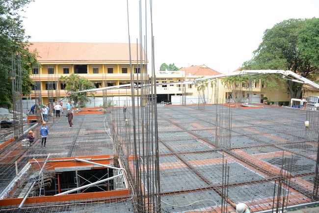 Foundation Pouring the Ground Floor of the Multifunctional Building