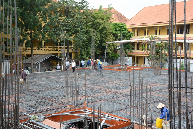 Foundation Pouring the Ground Floor of the Multifunctional Building