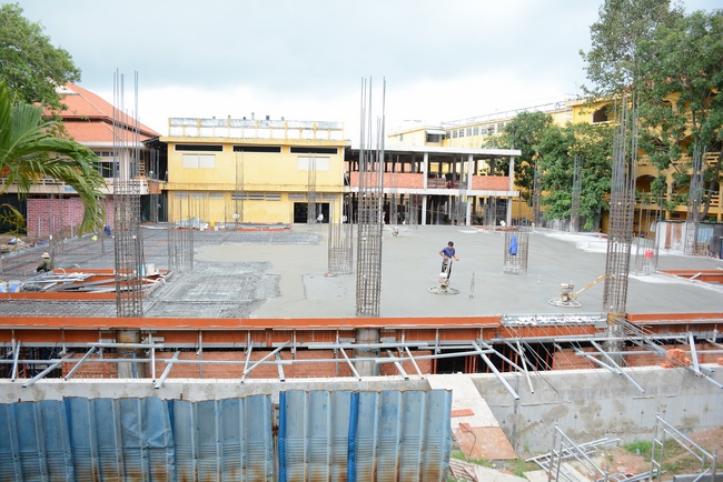 Foundation Pouring the Ground Floor of the Multifunctional Building