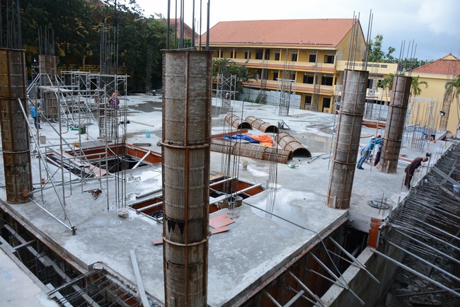 Foundation Pouring the Ground Floor of the Multifunctional Building
