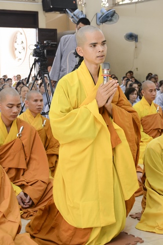 Hòa thượng Thích Minh Chơn thăm Trường hạ Hoằng Pháp