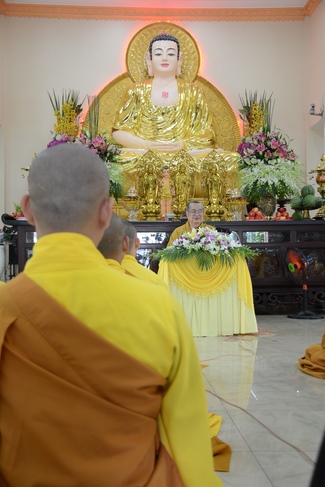 Hòa thượng Thích Minh Chơn thăm Trường hạ Hoằng Pháp