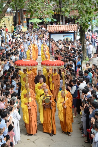 Hòa thượng Thích Minh Chơn thăm Trường hạ Hoằng Pháp