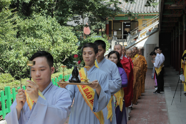 Lễ Vu Lan cho người Việt tại Hàn Quốc