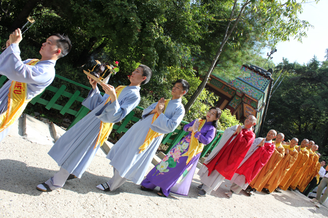 Lễ Vu Lan cho người Việt tại Hàn Quốc