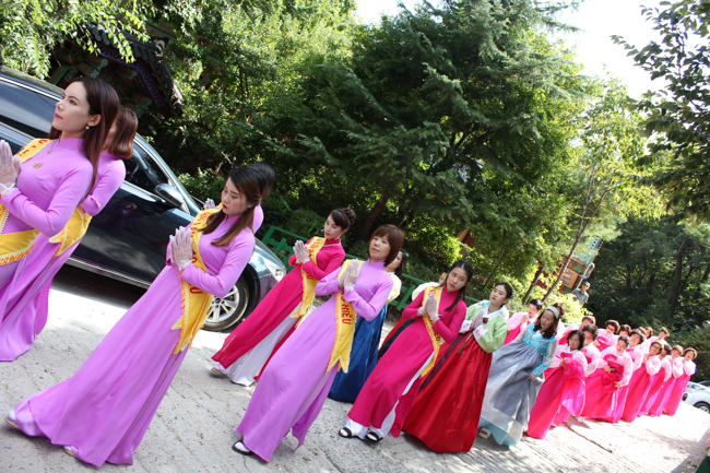 Lễ Vu Lan cho người Việt tại Hàn Quốc