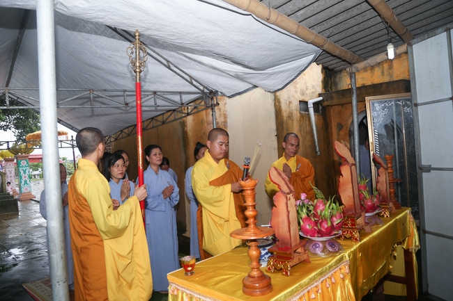 Lễ cầu siêu và chuẩn bị đại lễ Vu Lan 2018 tại chùa Đống Cao - Thanh Hóa