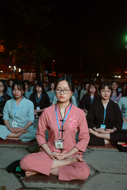 Summer Retreat on the 3rd Day: “Hey, Stranger!”