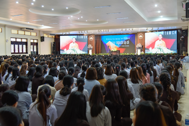 Summer Retreat on the 3rd Day: “Hey, Stranger!”