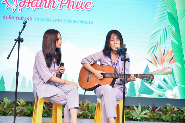 Summer Retreat on the 3rd Day: “Hey, Stranger!”