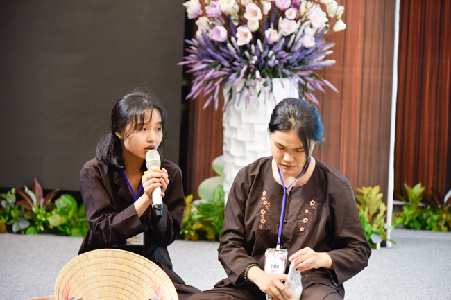 Summer Retreat on the 3rd Day: “Hey, Stranger!”