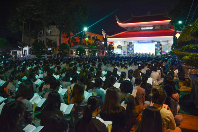 Summer Retreat on the 3rd Day: “Hey, Stranger!”