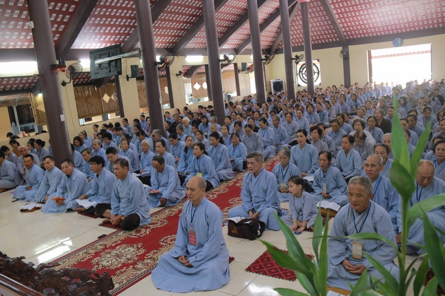The retreat of a Peace and contentment Day at Hoa Phuc Pagoda – Hanoi