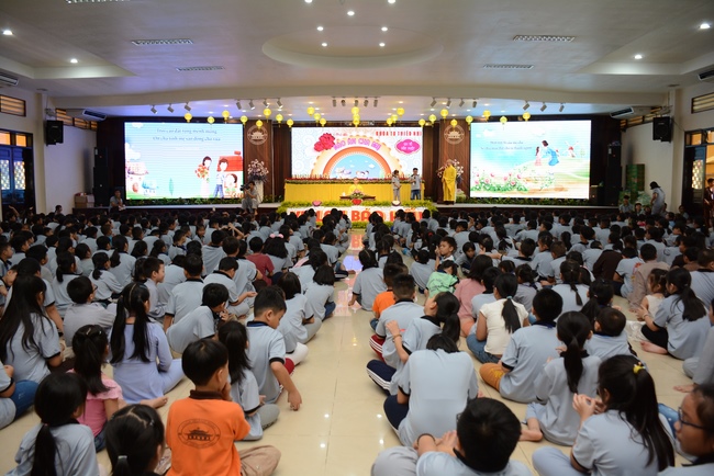 The Kid’s Playground “Coming to the Buddha”